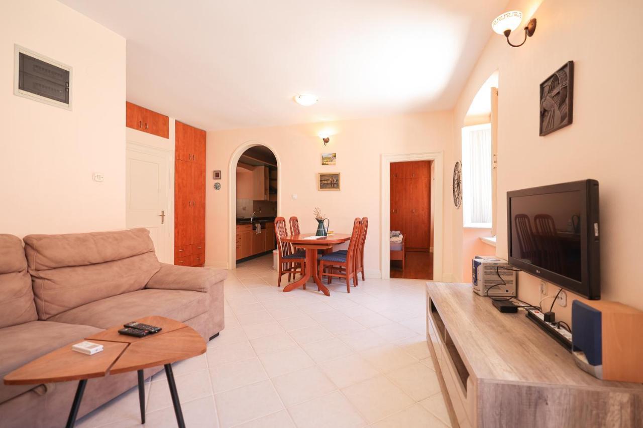 Two Bedroom Apartment In City Center Igor Ζαντάρ Εξωτερικό φωτογραφία