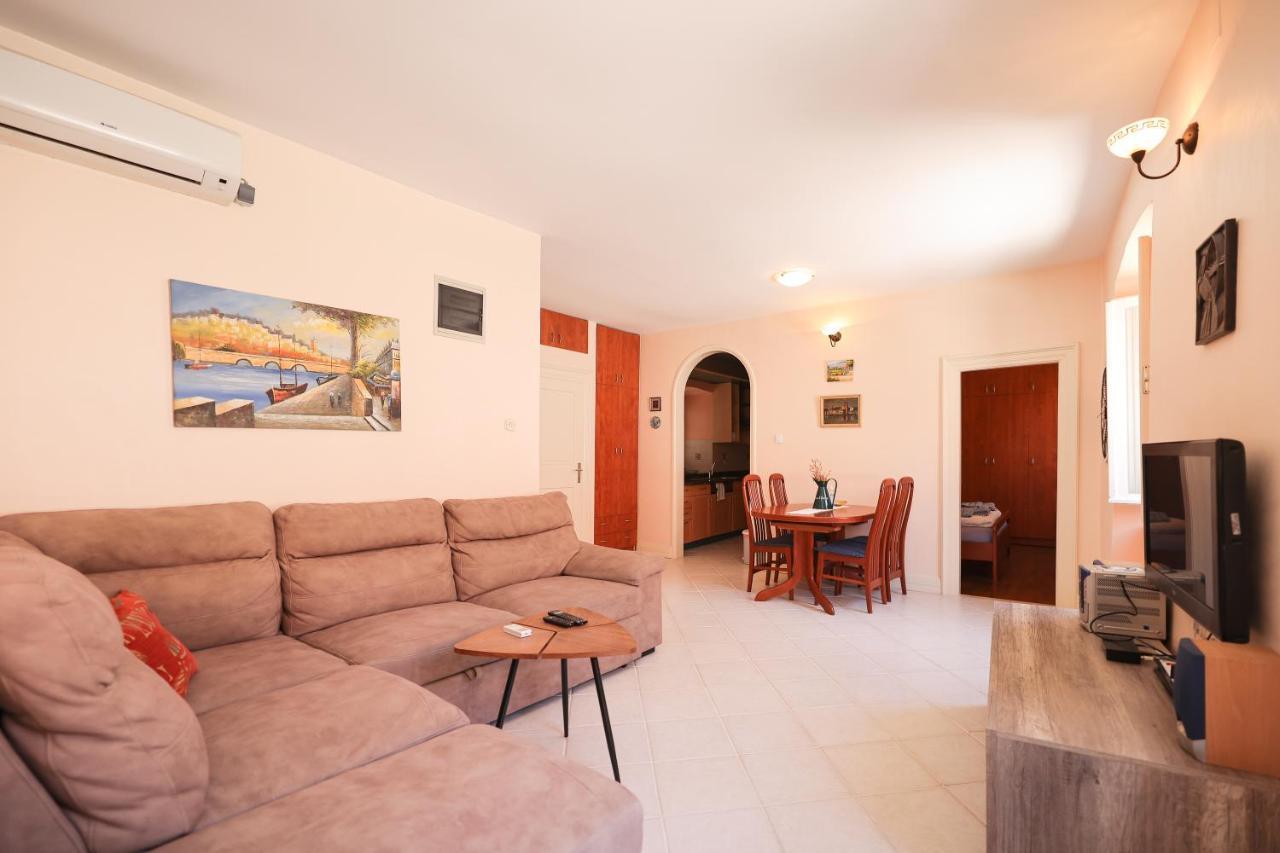 Two Bedroom Apartment In City Center Igor Ζαντάρ Εξωτερικό φωτογραφία